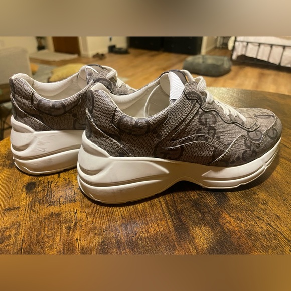 Gucci Sneakers